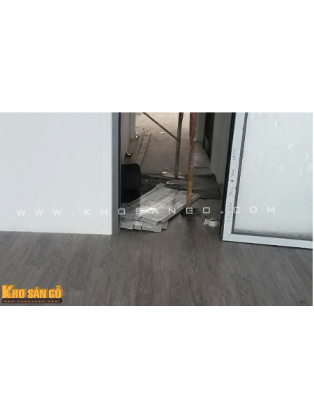 Sàn nhựa hèm khoá Wellmark 8013