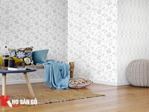Sự kết hợp hoàn hảo giấy dán tường và sàn gỗ