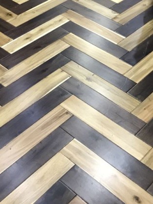 Sàn gỗ Tràm Bông Vàng Xương Cá