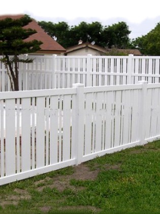 Hàng rào, cổng K6