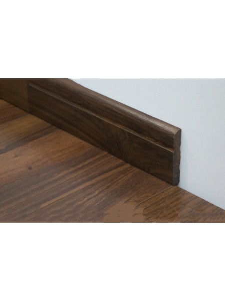 Len Tường Gỗ Chiu Liu