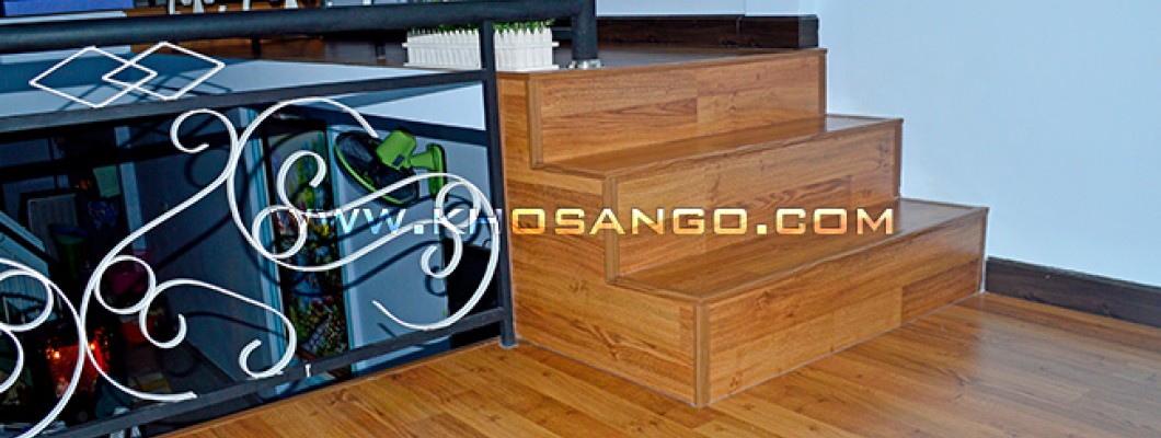 Cầu thang gỗ công nghiệp