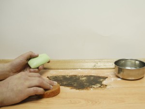 Làm thế nào để loại bỏ vết ố mốc từ sàn gỗ